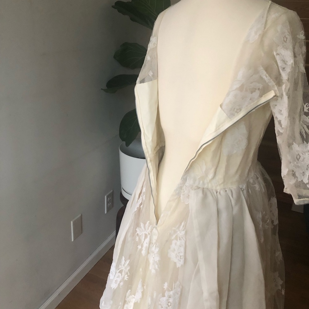 1950’s True Vintage ivory Handmade Wedding gown dress handmade lace - Picture 5 of 13